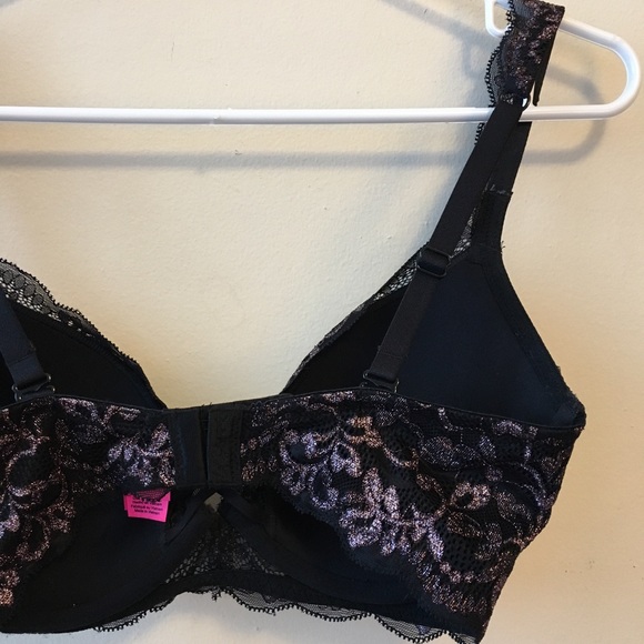 La Senza 32DD Beyond Sexy Plunge Push Up Bra - Picture 6 of 8